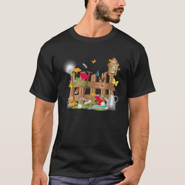 Farbige Gartenwelt hinter dem Gartenzaun T-Shirt (Vorderseite)