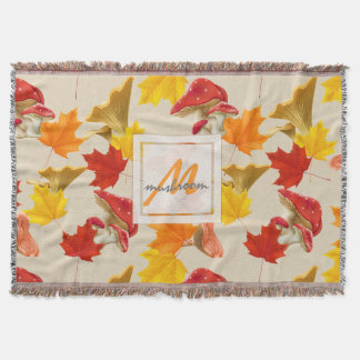 Farbige Herbstblätter und Mushroom-Monogramm Decke