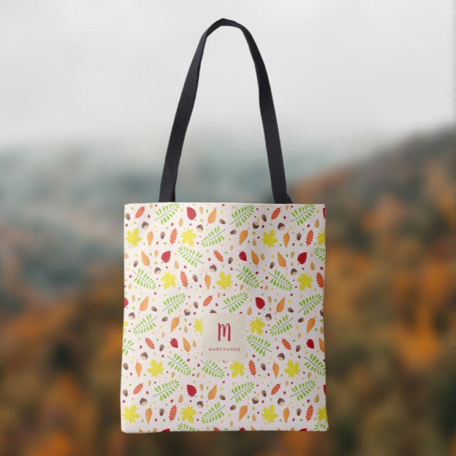 Farbige Herbstlaube mit individuelle Name (Custom colorful fall season tote bag with autumn leaves, personalize it with name and monogram.)