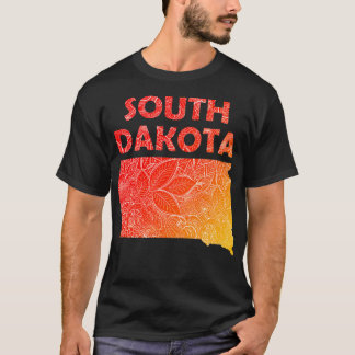 Farbige Mandala Kunstkarte von South Dakota mit Te T-Shirt