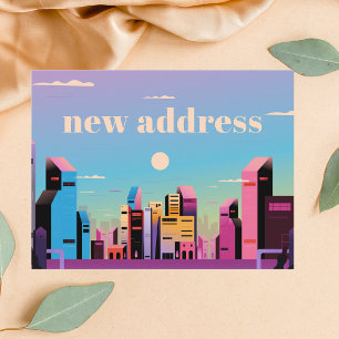 Farbige moderne launische trendige Stadt neue Adre Postkarte