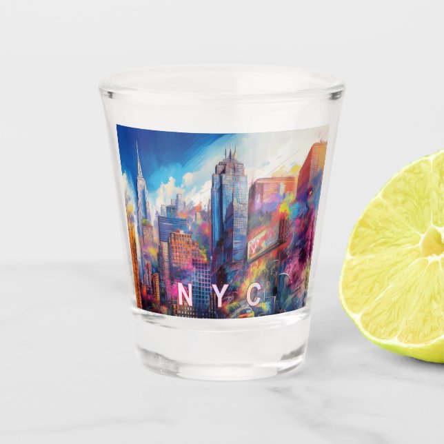 Farbige NYC Skyline Abstrakte Kunst Schnapsglas (Vorderseite)