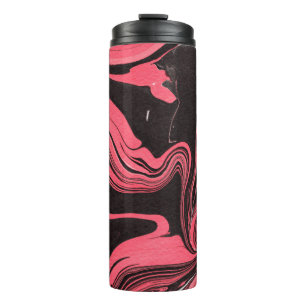 Farbige Papiertexturen aus rotem Marmor auf weißem Thermosbecher