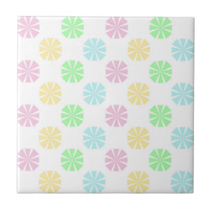 Farbige pastellfarbene Blume Fliese