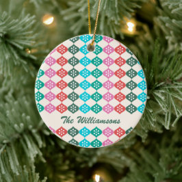 Farbige Personalisierte moderne Snowflake-Familie Keramik Ornament