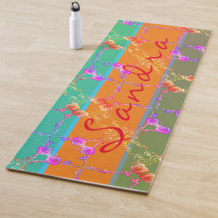 Farbige Rose hört mit ihrem Namen Yogamatte