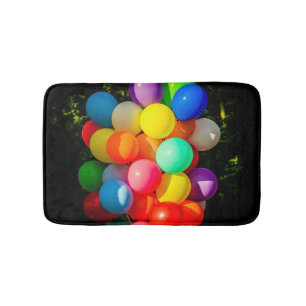 Farbige Spielzeugballoons Badematte