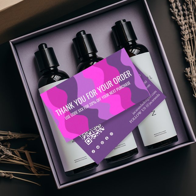 Farbige Streifen QR Code Social Media DANKE Visitenkarte (Pink purple waves stripes custom thank you discount business card with QR code & social media icons)