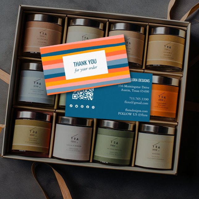 Farbige Streifen QR Code Social Media Vielen Dank Visitenkarte (Bright stripes thank you cards with custom social media icons and QR code.)