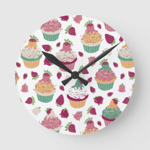 Farbige Sweet Cupcakes Muster Name Runde Wanduhr
