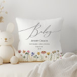 Farbige Wildblume Babydetails Kissen<br><div class="desc">Diese farbenfrohe Wildblume Baby Details werfen Kissen ist perfekt für Ihre einfache, skurrile, boho Regenbogen Sommer Babydusche. Die hellen, zauberhaften Rosa-, Gelb-, Orange- und Goldfloralen verleihen diesem Produkt das Gefühl eines minimalistischen, eleganten und Vintagen Hippie-Frühlinggartens. Das moderne Design ist künstlerisch und zart und zeigt eine klassische erdige Wiese in Aquarell....</div>