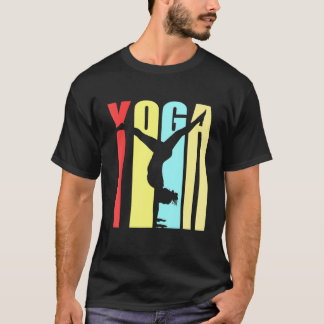 Farbige Yoga-Inderin Übung Handstand Toll T-Shirt