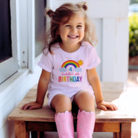 Farbiger Regenbogen-Sonnenlicht-Geburtstag Kinder