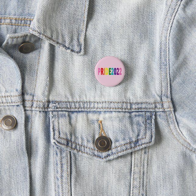 Farbiger Regenbogentext LGBTQ Gay Pride 2022 Schal Button (Beispiel)