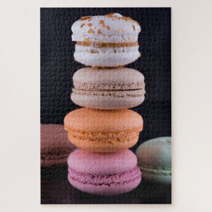 Farbiger Stapel französischer Macarons Puzzle