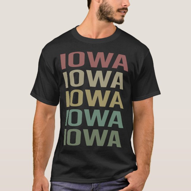 Farbiger Text Iowa T-Shirt (Vorderseite)