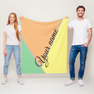 Farbiges Dreiecksmuster der 1970er Jahre Moderne Fleecedecke
