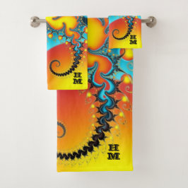 Farbiges, fierendes Fraktal mit Monogramm Badhandtuch Set