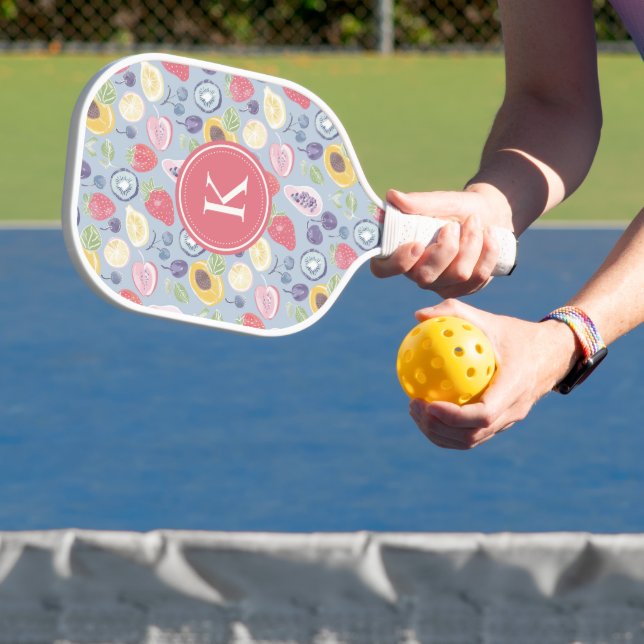 Farbiges Fruchtmuster Monogram Pickleball Schläger (InSitu)