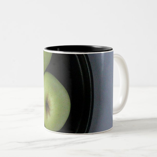 Farbiges Gemüse Zweifarbige Tasse (VorderseiteRechts)