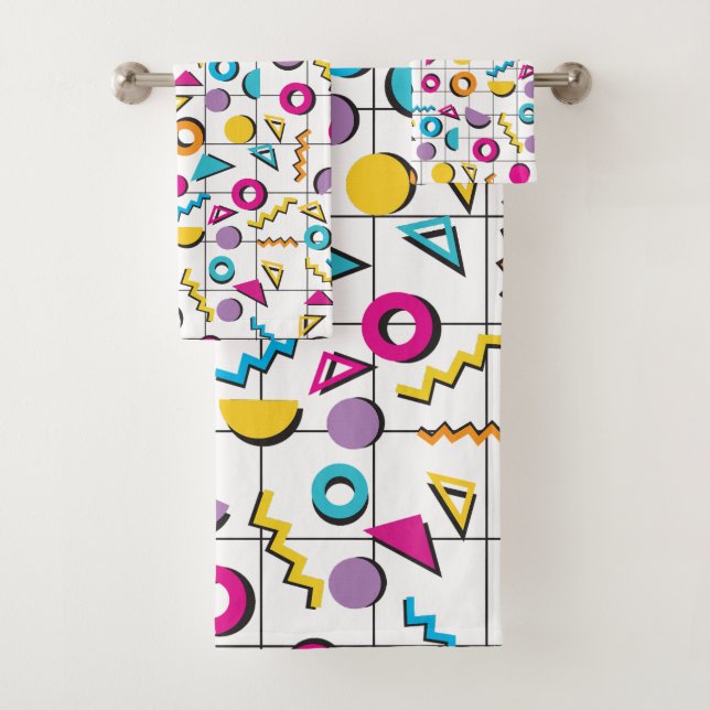 Farbiges geometrisches Muster der 80er Jahre Badhandtuch Set (Insitu)