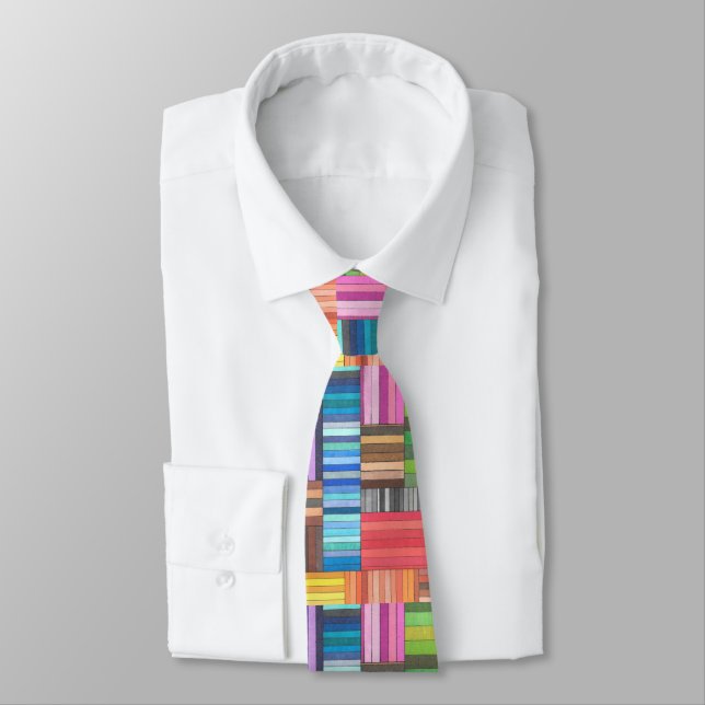 Farbiges geometrisches Muster in Regenbogen Krawatte (Gebunden)