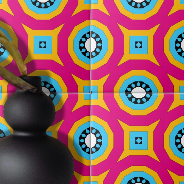 Farbiges, heißrosa und türkisfarbenes geometrische fliese (Von Creator hochgeladen)