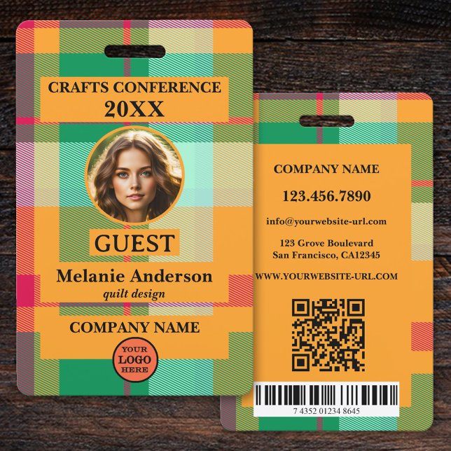 Farbiges Kariertes Foto ID Ausweis (Conference guest photo ID badge featuring your custom photo and logo on a colorful plaid design)