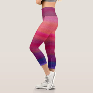 Farbiges Muster aus blauem Rot-Streifen Capri Leggings