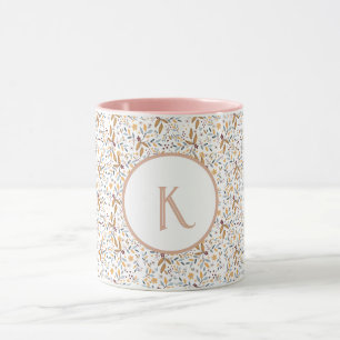 Farbiges Muster für die Blume der Feder Tasse