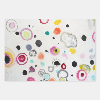 Farbiges Set für das Umhüllungspapier aus 3 flache Geschenkpapier Set