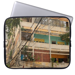 Farbintensives Vintage-Gebäude - Vietnamgealtert,  Laptopschutzhülle