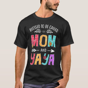 Farblich gesegnet, als Mama und Jaya-Blume bezeich T-Shirt