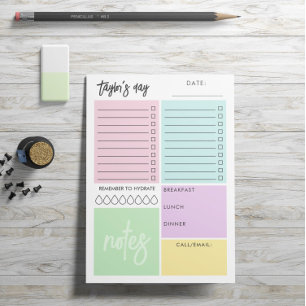 Farblich organisierter Tag für die Erstellung von Post-it Klebezettel