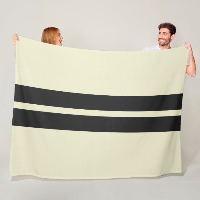 Farblicher Hintergrund und schwarze Radstreifen Fleecedecke (Beispiel)