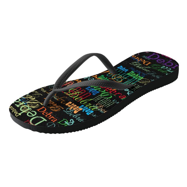 Farbnamen Muster auf Schwarz  Flip Flops (Schrägansicht)