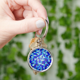 Farbtöne aus blau gestanztem Glas von Shirley Tayl Schlüsselanhänger