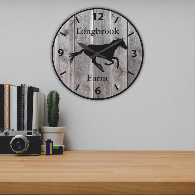 Farm Ranch oder Stable Name 2 Eigener Barnwood-Sty Große Wanduhr (Von Creator hochgeladen)