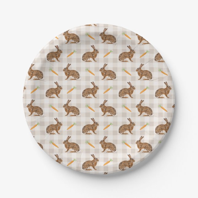 Farmhouse Hares And Carrots Rustic Beige Gingham Pappteller (Vorderseite)