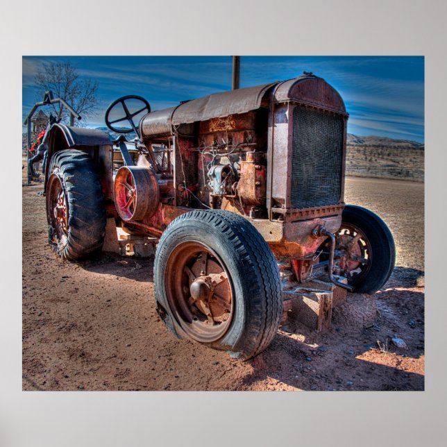 Farms Rusty Antique Tractor Poster (Vorne)