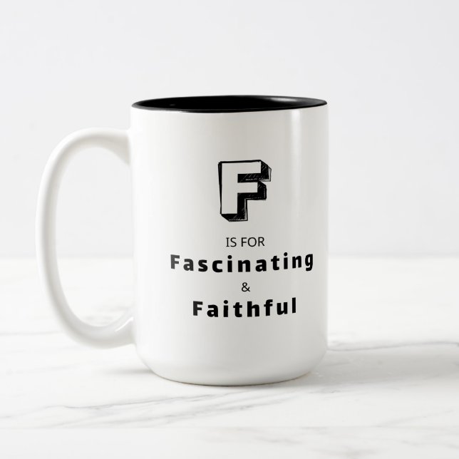 Fascinating F - Personalisierter Luxus-Lob Tasse (Links)