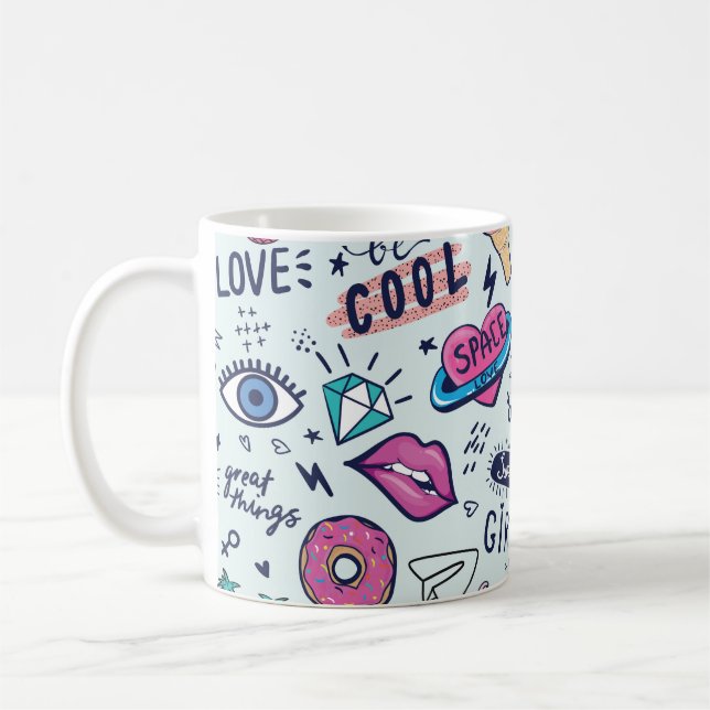 Fashion Patch Abzeichen. Nahtloses Muster mit rosa Kaffeetasse (Links)