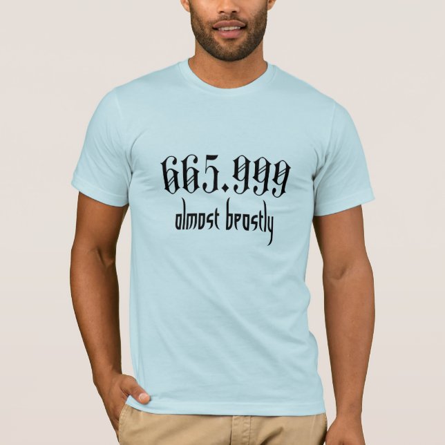 Fast scheußlich T-Shirt (Vorderseite)