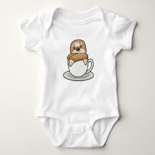 Faultier mit Kaffee-Cup Baby Strampler