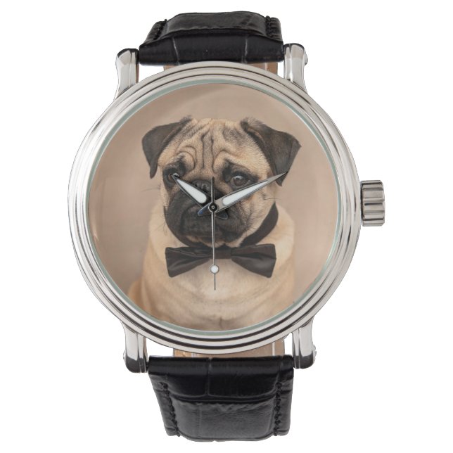 Fawn Mops Hund mit Bow Krawatte. Retro Stylish Clo Armbanduhr (Vorderseite)