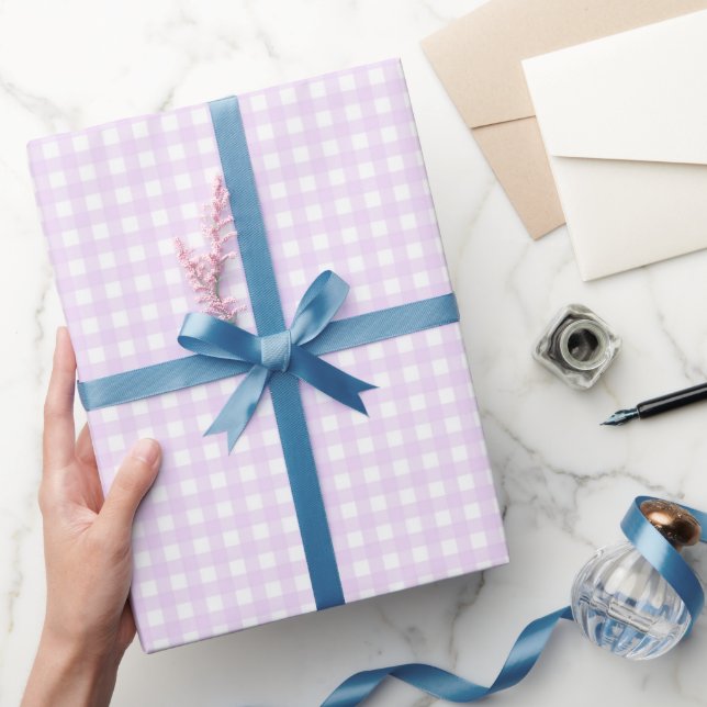 Faye und Lauren Pastel Lila Gingham Geschenkpapier (Schenken)