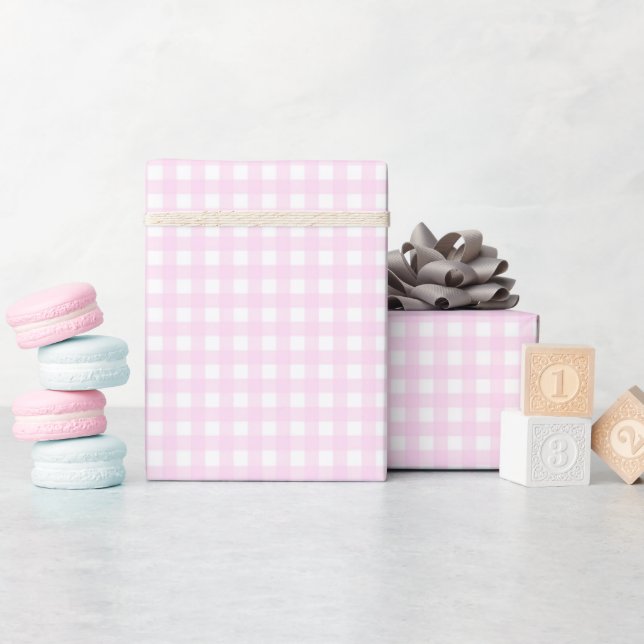 Faye und Lauren Pastel Pink Gingham Geschenkpapier (Babyparty)