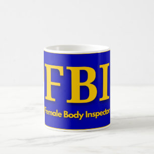 FBI — T - Shirt Trucker Hat von weiblichen Chefrei Kaffeetasse