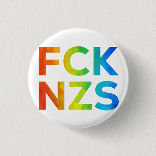 FCK NZS Regenbogen auf weiß Button