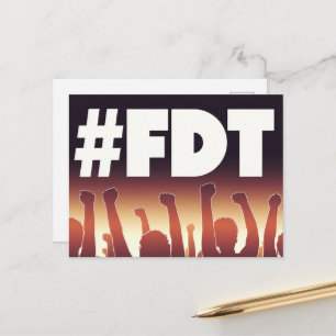 FDT Menschenmenge mit Waffen in der Luft Postkarte